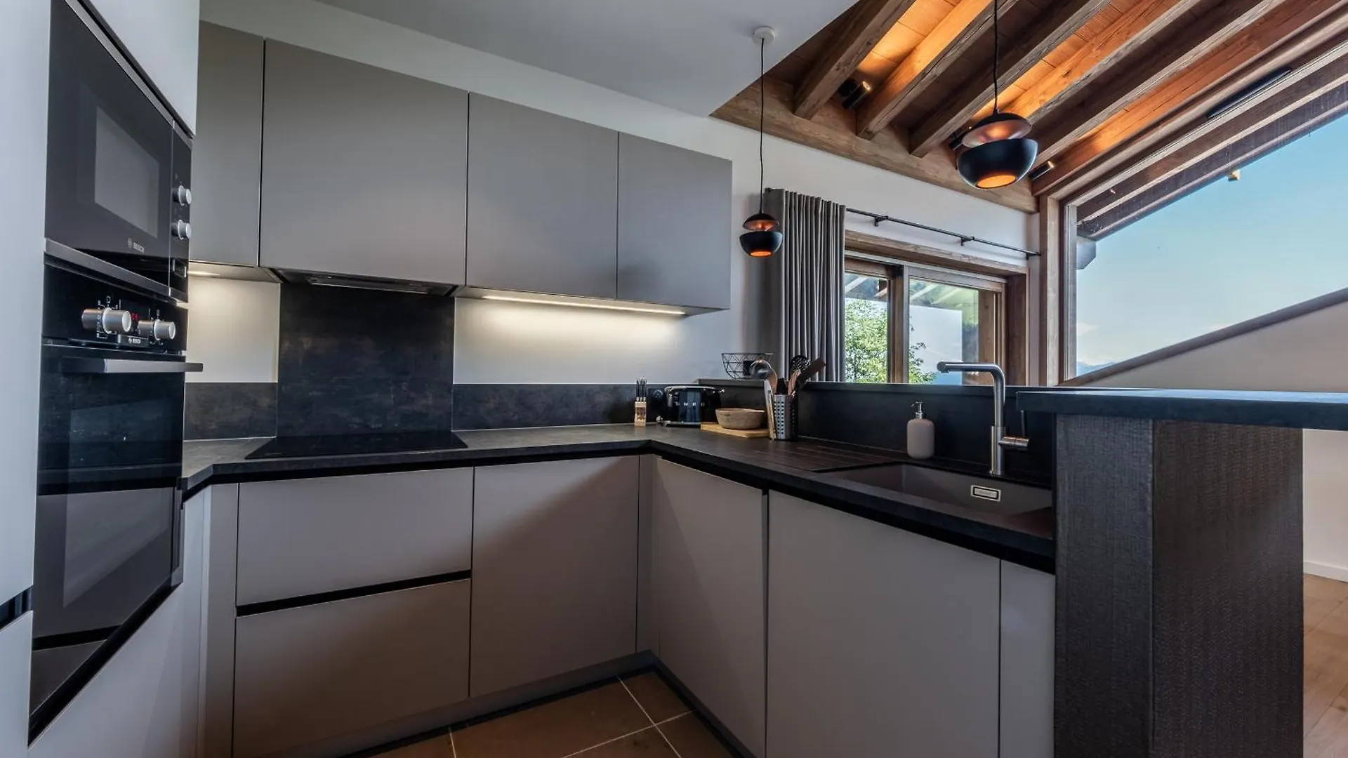 Appartement Cosy Avec Services Inclus A Meribel Mottaret - Fr-1-613-97 Les Allues France